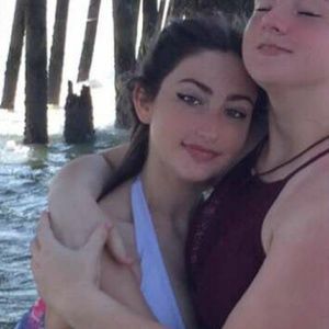 Meet your Posher, Sienna